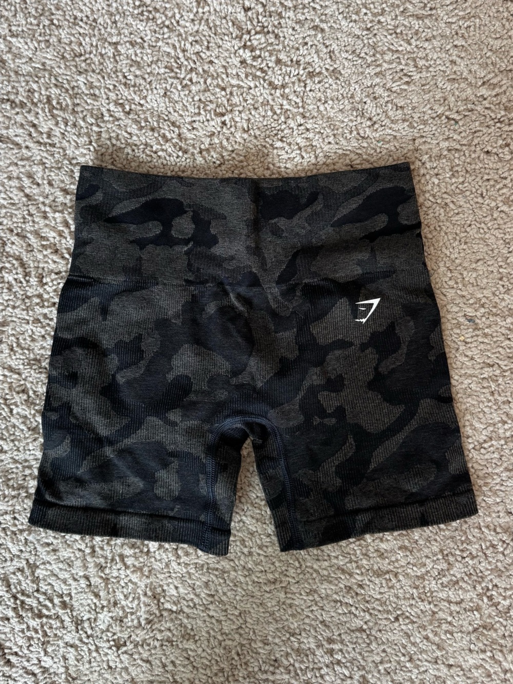Gymshark camo seamless shorts size xs